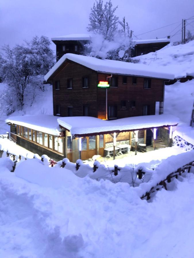 Ferah Butik Otel Çamlıhemşin Exterior foto